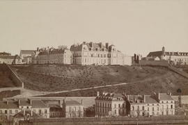 La Préfecture prise des coteaux du pont Achard, à Poitiers